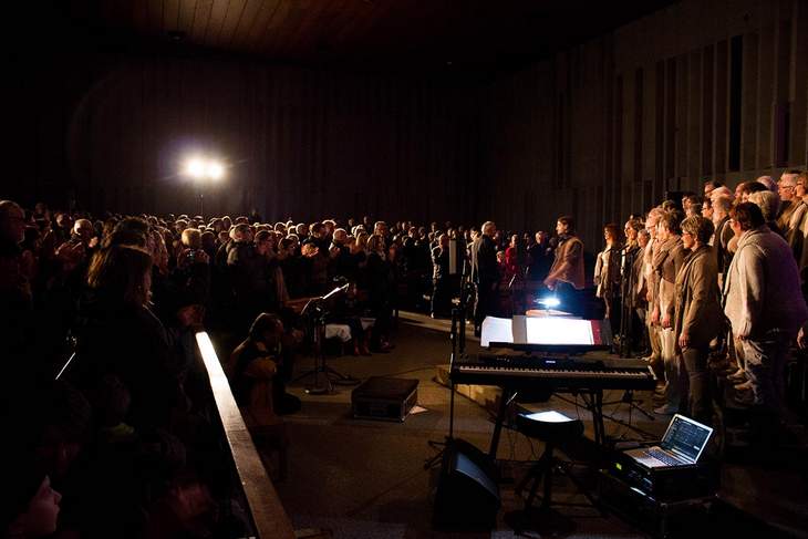 Die Zuschauer bedankten sich am Schluss mit Standing Ovation für die musikalische Einstimmung auf Weihnachten